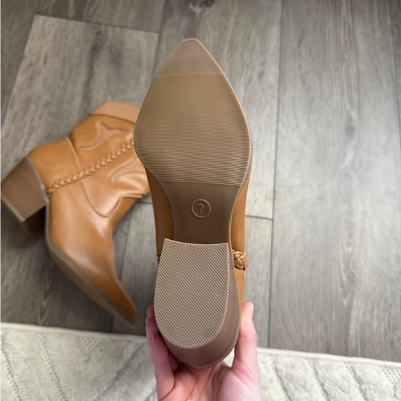 Tan Women's Western Ankle Boots - Stylish Braided Detail - Picture 2 of 3